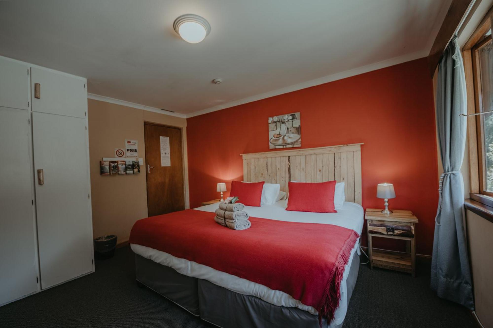 Storms River Forest Lodge Стормсривер Экстерьер фото